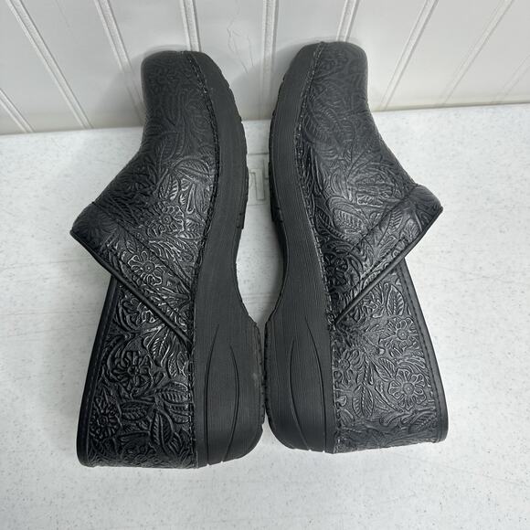 Dansko Clogs EU 41 Womens XP 2.0 Floral Tooled Black Leather Slip On Shoes - Picture 6 of 9